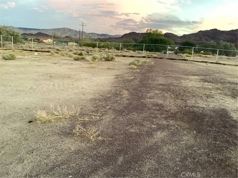 Photo of 45985 National Trails Highway, Newberry Springs, CA 92365 (MLS # HD25192502)