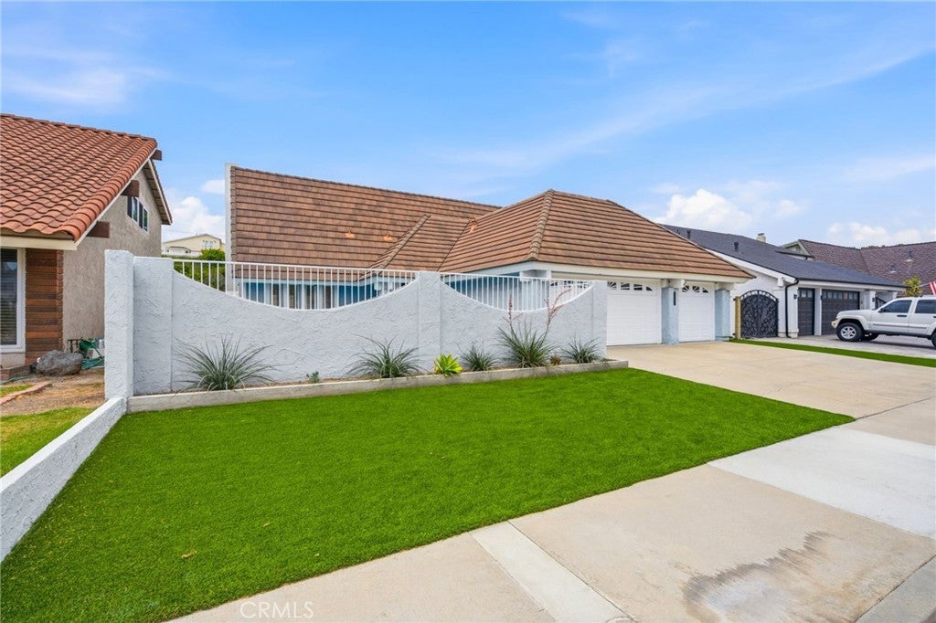 19151 Yacht Lane