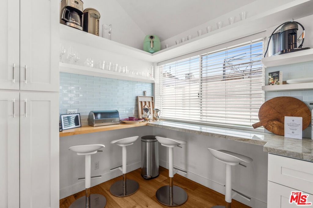 Photo of 3503 Esplanade, Marina Del Rey, CA 90292 (MLS # 25566621)