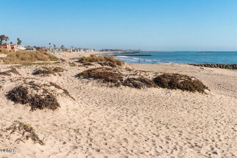 Tiny photo for 1248 Marthas Vineyard Court, Ventura, CA 93001 (MLS # V1-36908)
