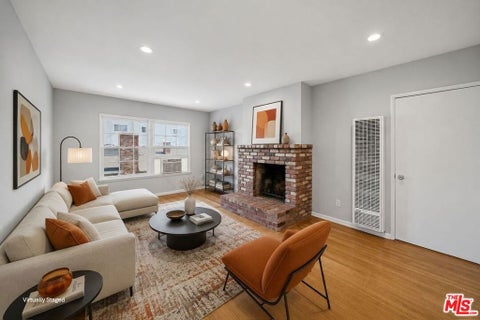 Photo of 5303 Vantage Avenue #5303 1/2, Valley Village, CA 91607 (MLS # 26849983)