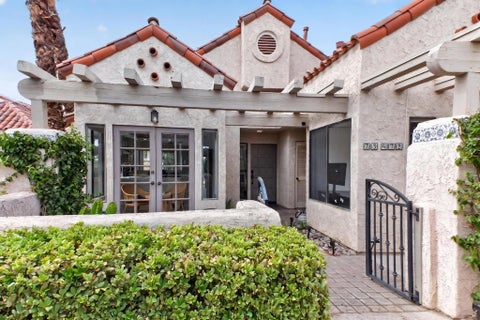 Photo of 73472 Shadow Mountain Drive, Palm Desert, CA 92260 (MLS # 219150441DA)