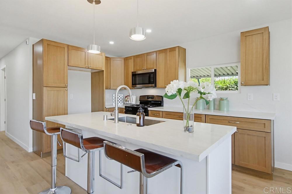 3535 Linda Vista Drive 67