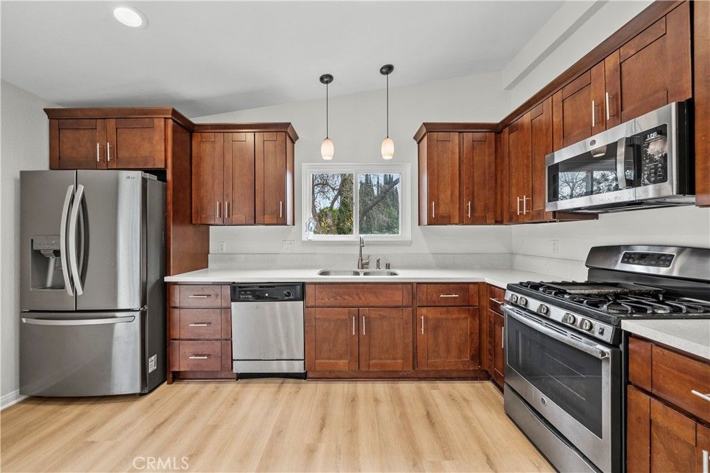 Photo of 2913 Mary Court, Newbury Park, CA 91320 (MLS # SR26015683)