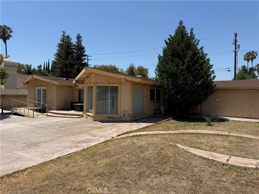 9238 Vanalden Avenue