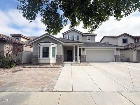 Photo of 710 Piedra Way, Oxnard, CA 93030 (MLS # V1-31272)