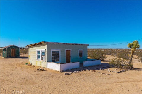 Photo of 65055 Pluto Street, Joshua Tree, CA 92252 (MLS # JT26206576)