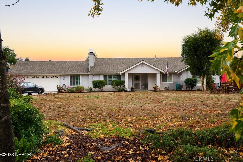 One acre horse property 4 bedroom, 2 bath home, with an enclosed sunroom. This 1989 home was built with the closed floor-plan concept, which enhances privacy and noise reduction. It sits upon a great 1.08 acre of land with lots of flowers and trees. Home has newer windows, plantation shutters, 2'' blinds, natural wood look tile throughout except for two bedrooms, which both have carpet, vaulted high ceilings, granite countertops, and stainless steel appliances, fruit trees. Bring your ideas to modify or change the landscape of your own design, possibilities of a barn, or add an ADU, and yes horses are allowed. Please do not hesitate to contact me or your own REALTOR to schedule a viewing.