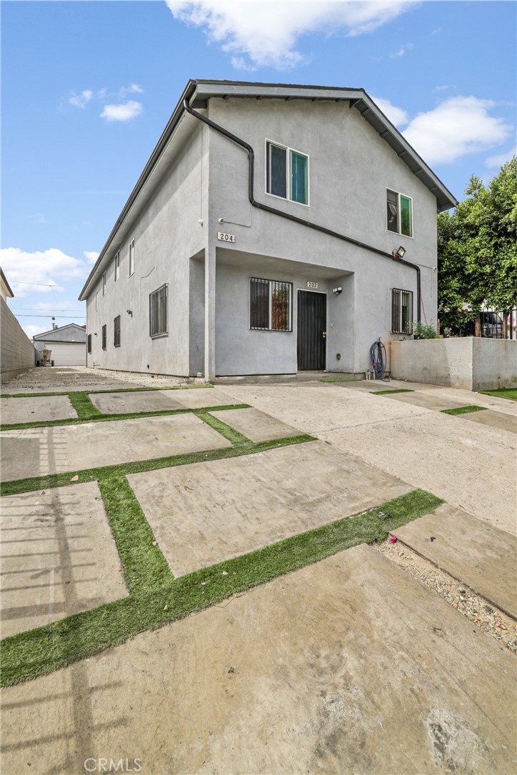 Listing image 1