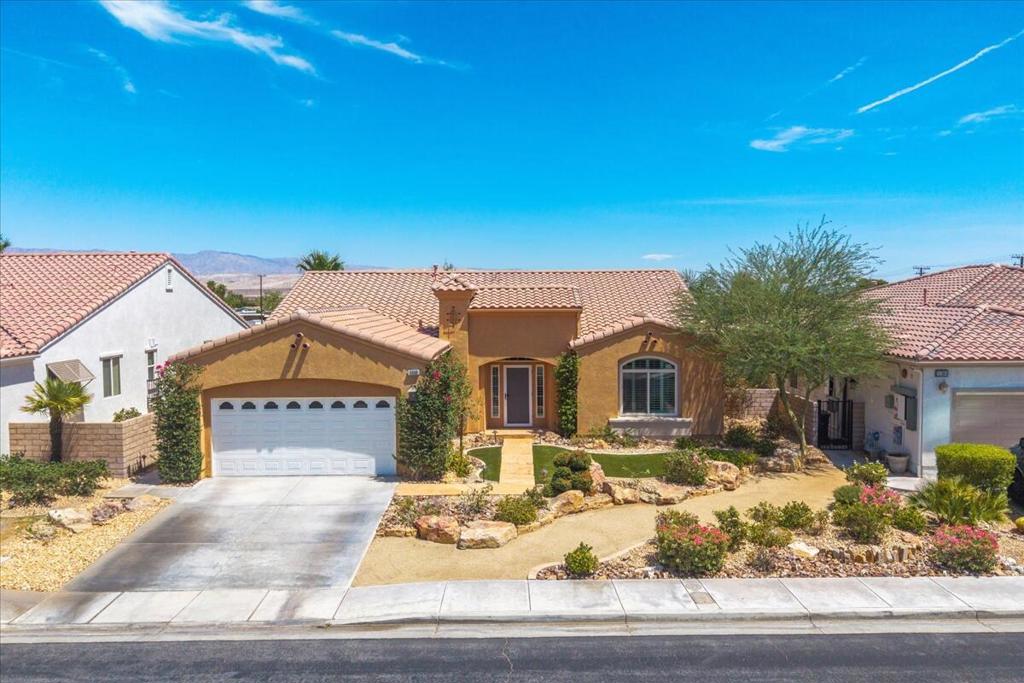 3330 Savanna Trail