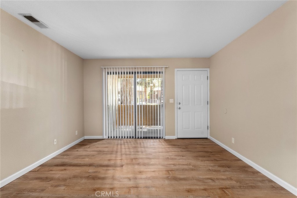 1114 Nord Avenue 17