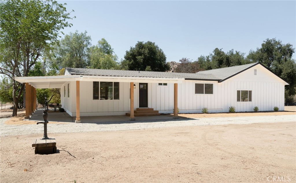 37455 Quarter Valley Road
