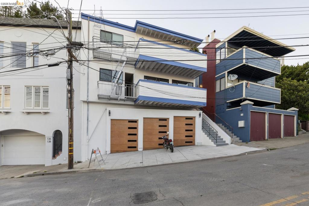 130 Grand View AVE