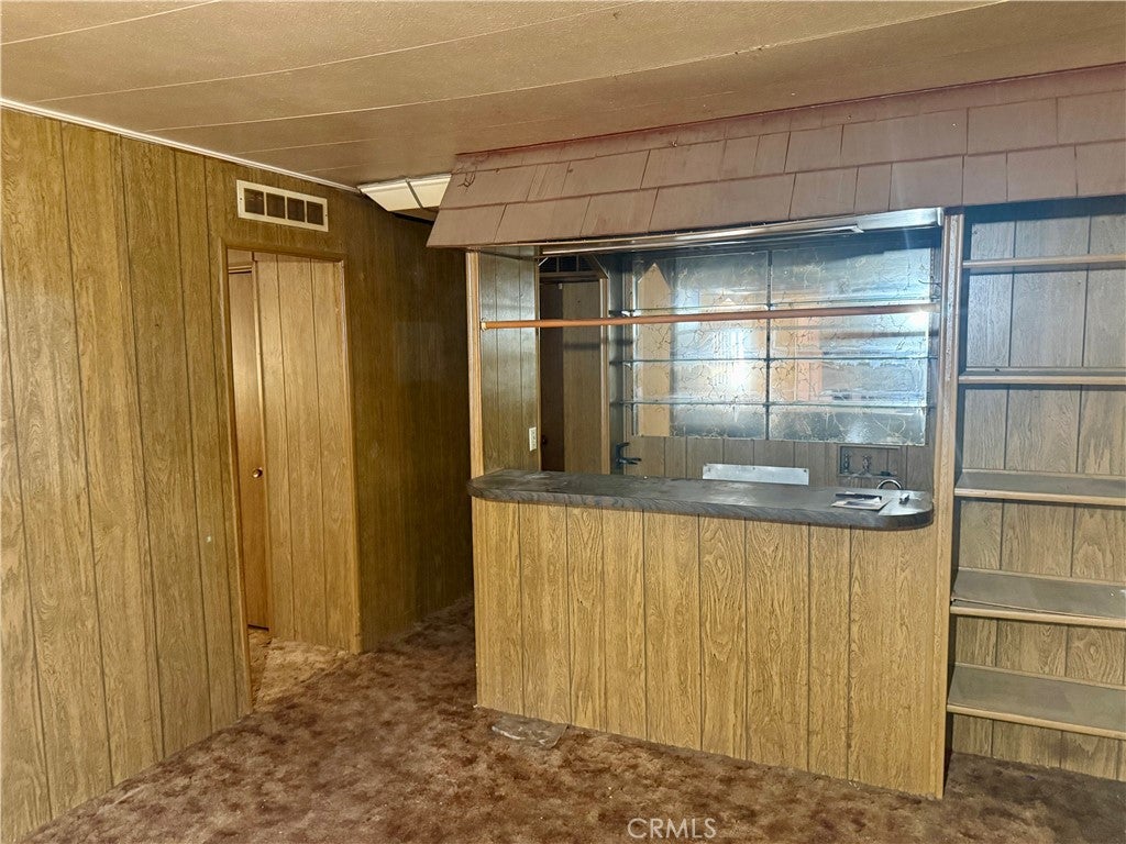 4023 Hemlock