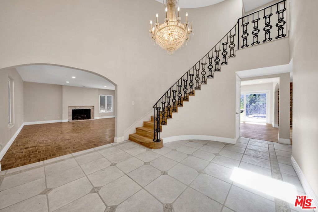 16608 Park Lane Circle