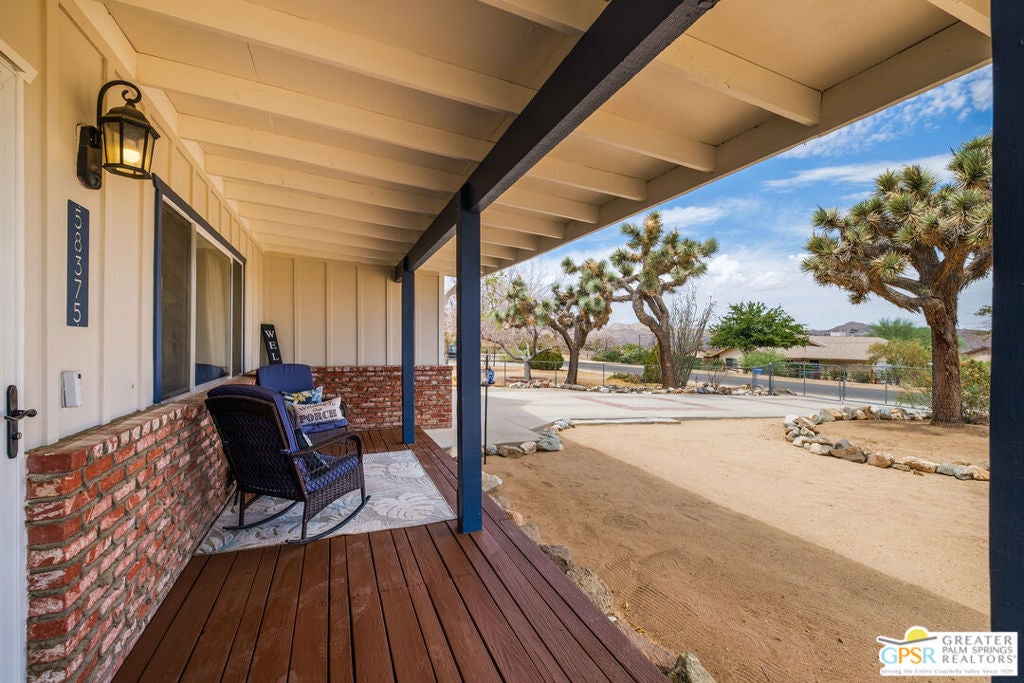 58375 Arcadia Trail