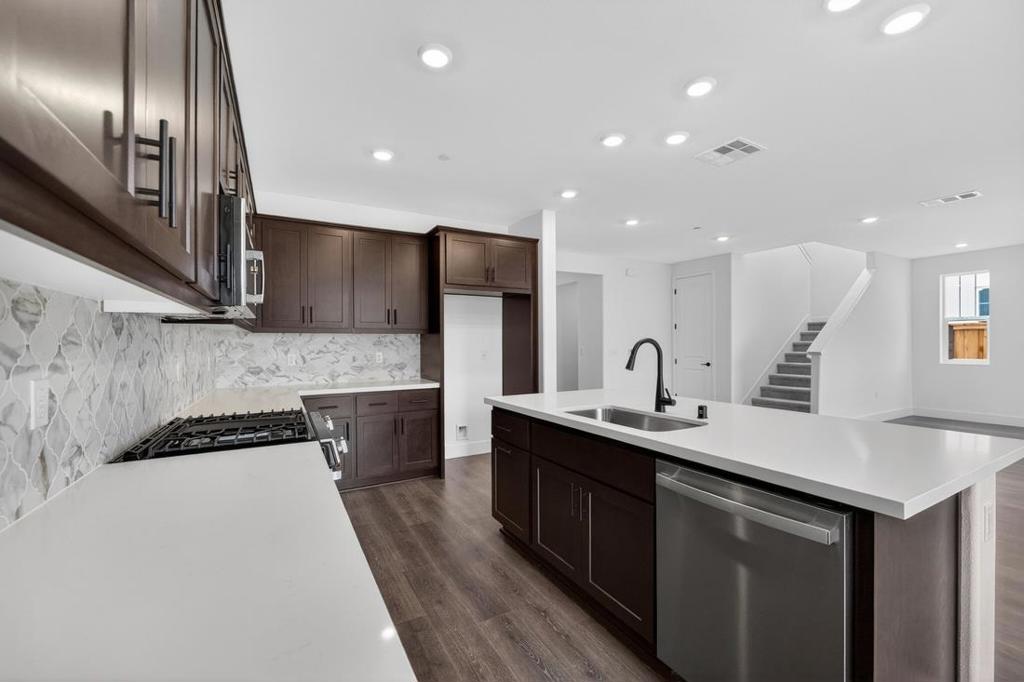 1339 N Galvani Court