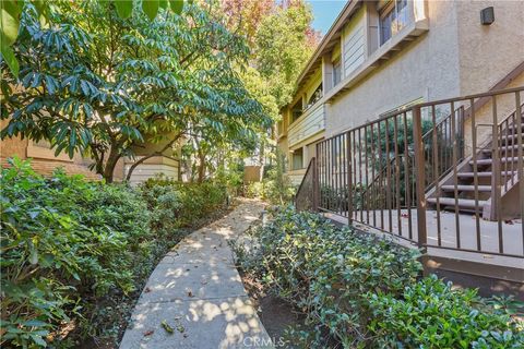 10237 De Soto A Chatsworth CA 91311