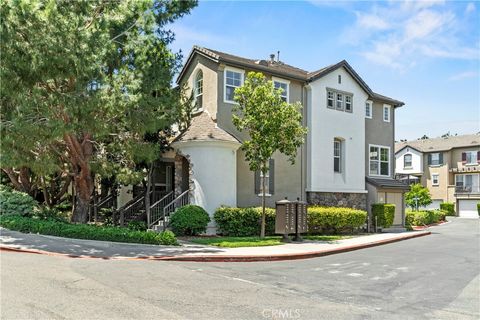 12 Cupertino Circle CI89 Aliso Viejo CA 92656