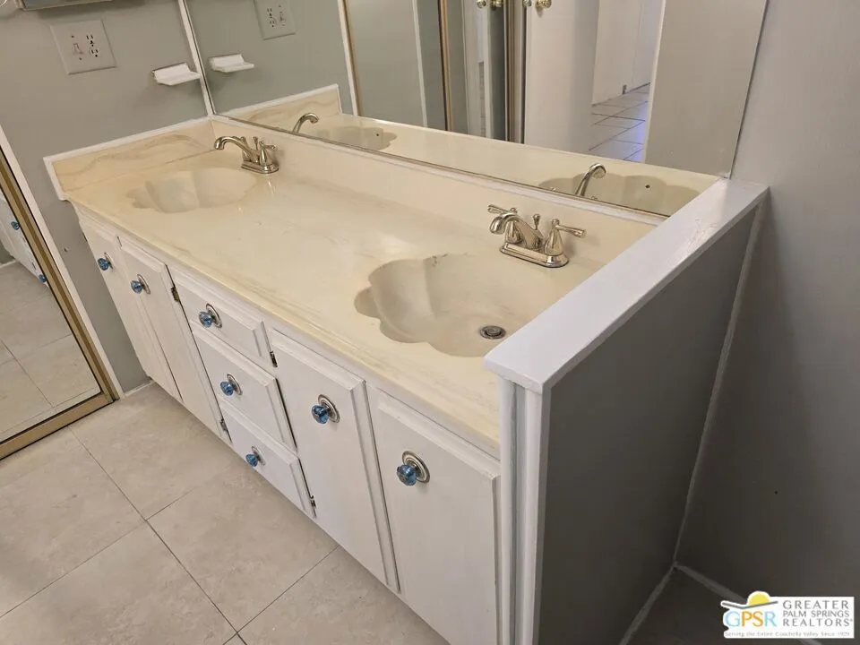 Cathedral City, California 92234, United States, 2 Bedrooms Bedrooms, ,2 BathroomsBathrooms,Residential,Active,190652