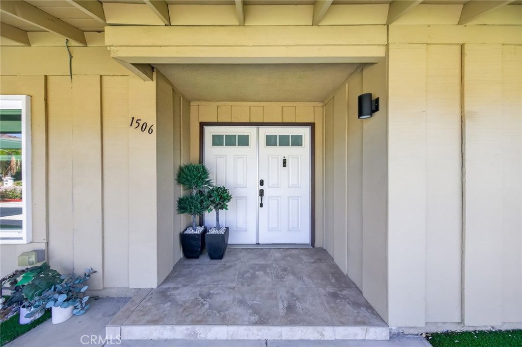 1506 Camino Del Sol