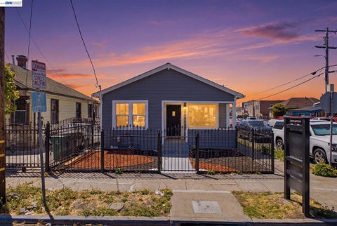 Photo of 1100 Pennsylvania Ave Ave, Richmond, CA 94801 (MLS # 41142642)