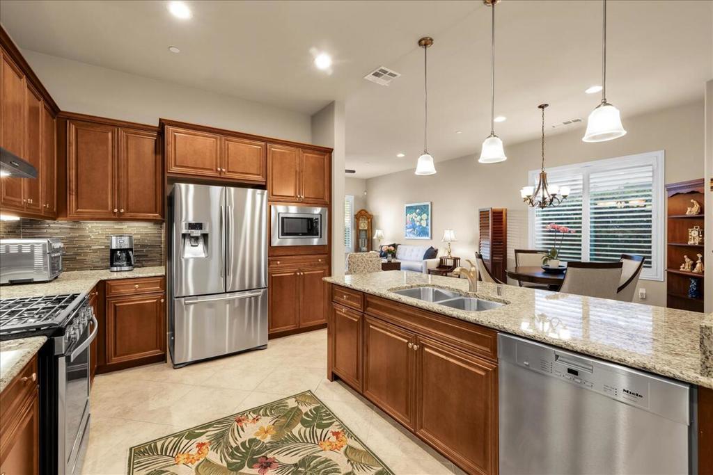 Sun City Shadow Hills (30921) - Residential