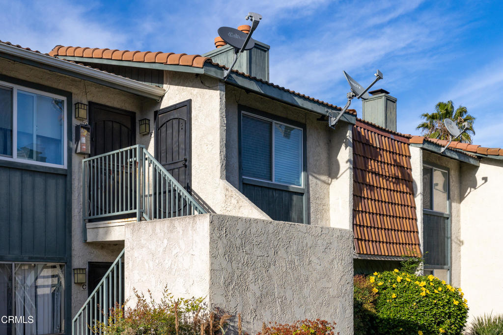 126 E Ventura Street F