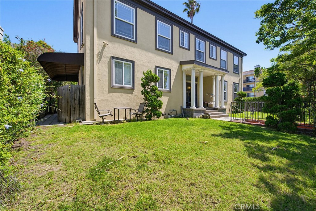 238 S Westmoreland
