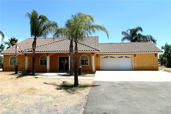 18590 UNA ST, PERRIS, CA 92570 - Image 5cfdefe0e3eb3e0319aa8538edde8dcb/2735183994