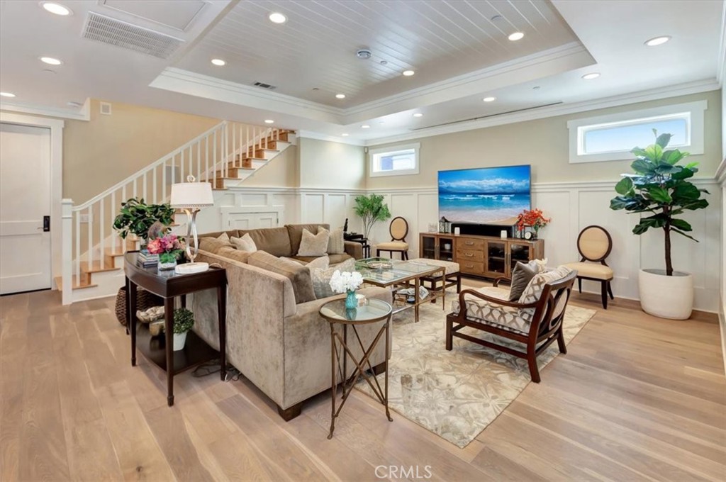 57 Savona Walk