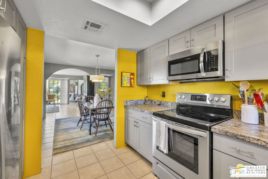 Mesquite Country Clu - Residential