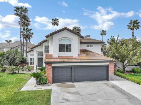 Photo of 5460 Azure Ct Ct, Discovery Bay, CA 94505 (MLS # 41129708)