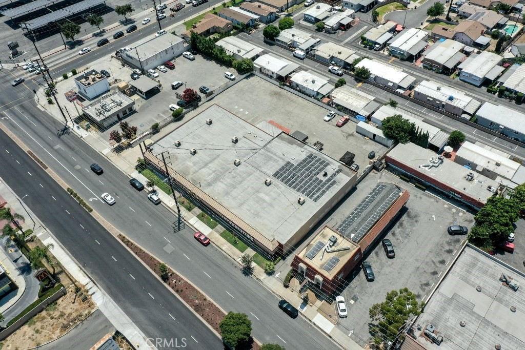 945 N Azusa Avenue