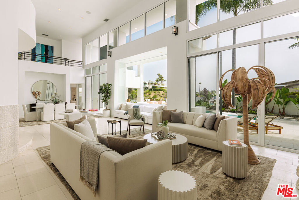 140 Irvine Cove Circle