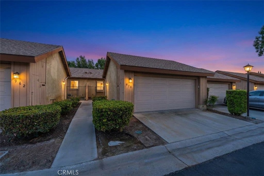 970 S Laurelwood LN