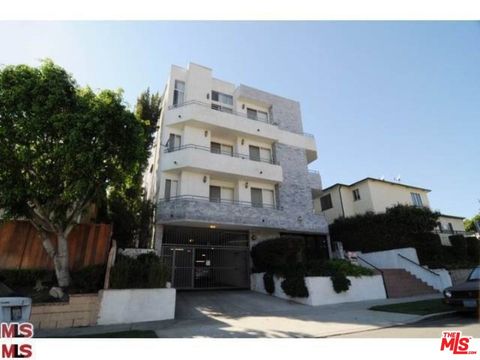 Photo of 1607 N GLENDON Avenue #5, Los Angeles, CA 90024 (MLS # 24395713)