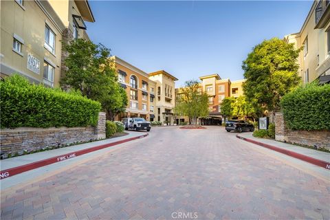 Photo of 24545 Town Center Drive #5201, Valencia, CA 91355 (MLS # SR25138061) Photo of 24545 Town Center Drive #5201, Valencia, CA 91355 (MLS # SR25138061)