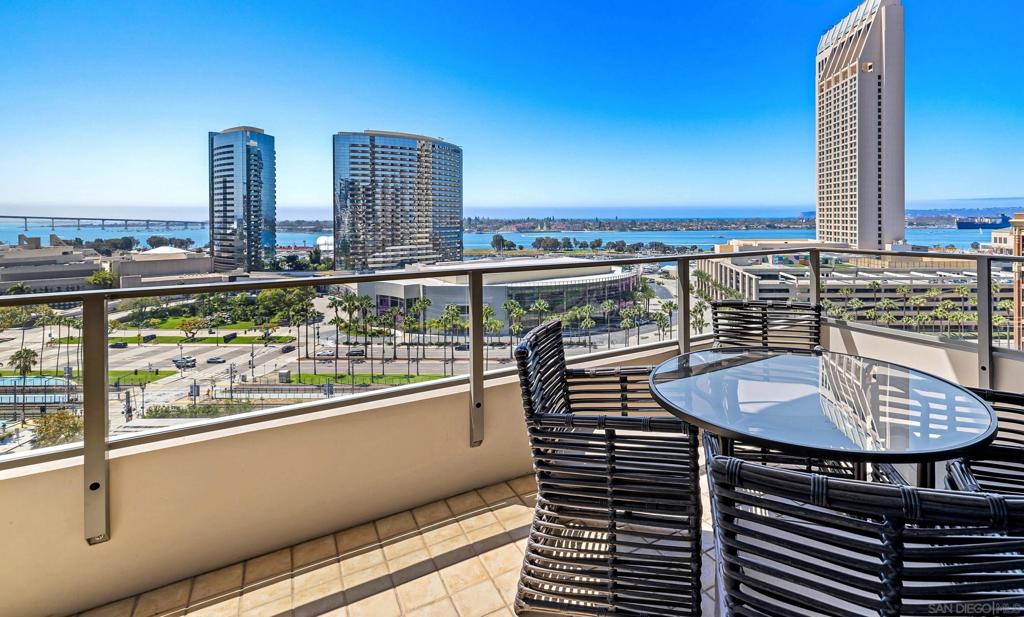550 Front St 1101