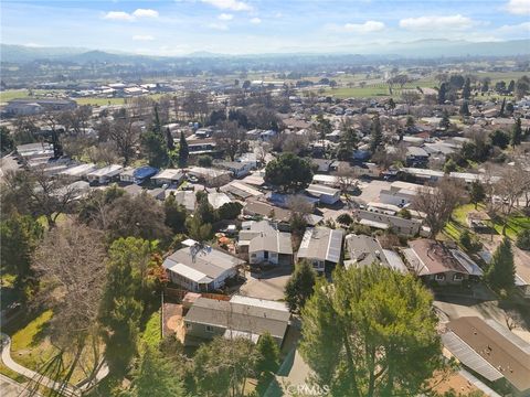 Tiny photo for 55 Via San Carlos, Paso Robles, CA 93446 (MLS # FR26013469)