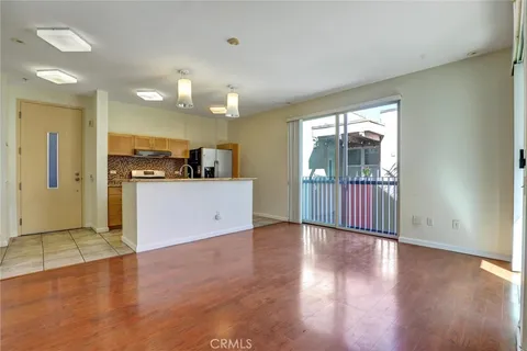 302 E 19th Street Unit 7, Long Beach, CA 90806 - MLS#: PW25202216