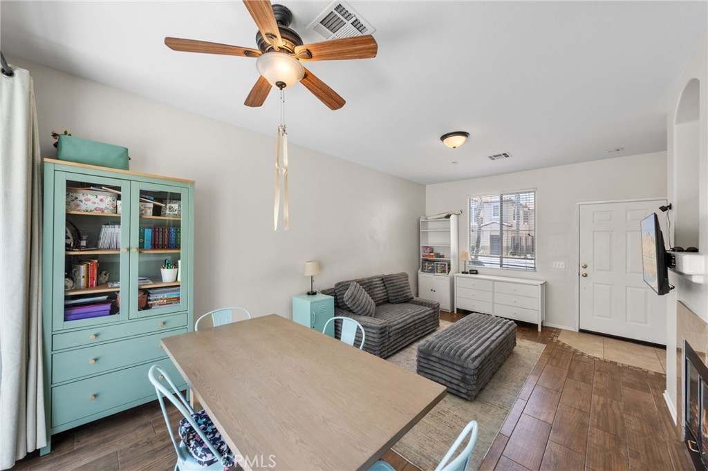 39224 Anchor Bay C