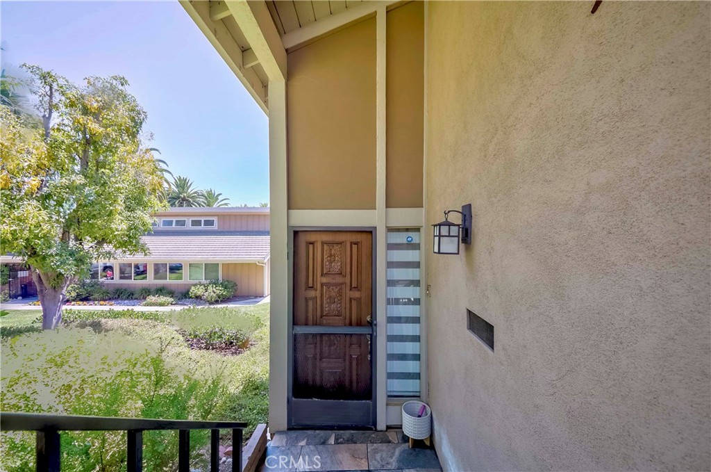 802 W Glenwood Circle