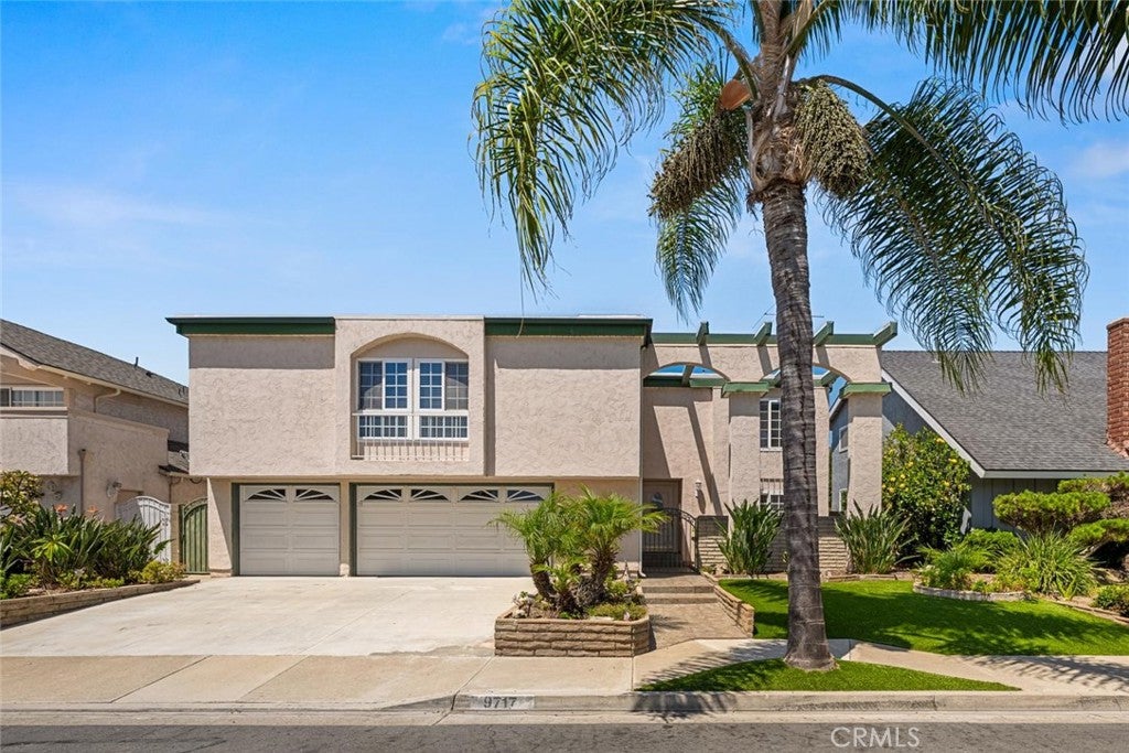 9717 Avenida Monterey