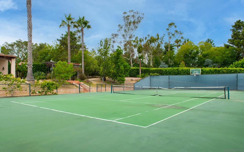 Rancho Santa Fe - Residential