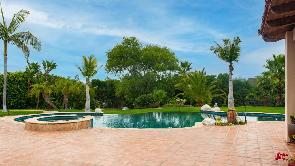 Rancho Santa Fe - Residential