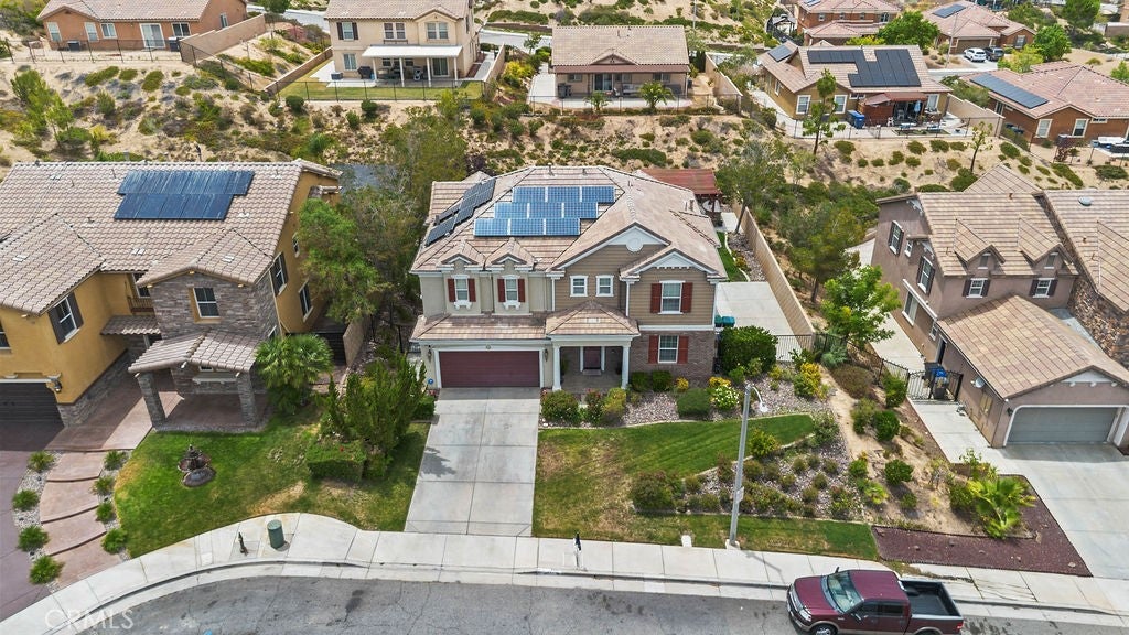 38565 Lion Way