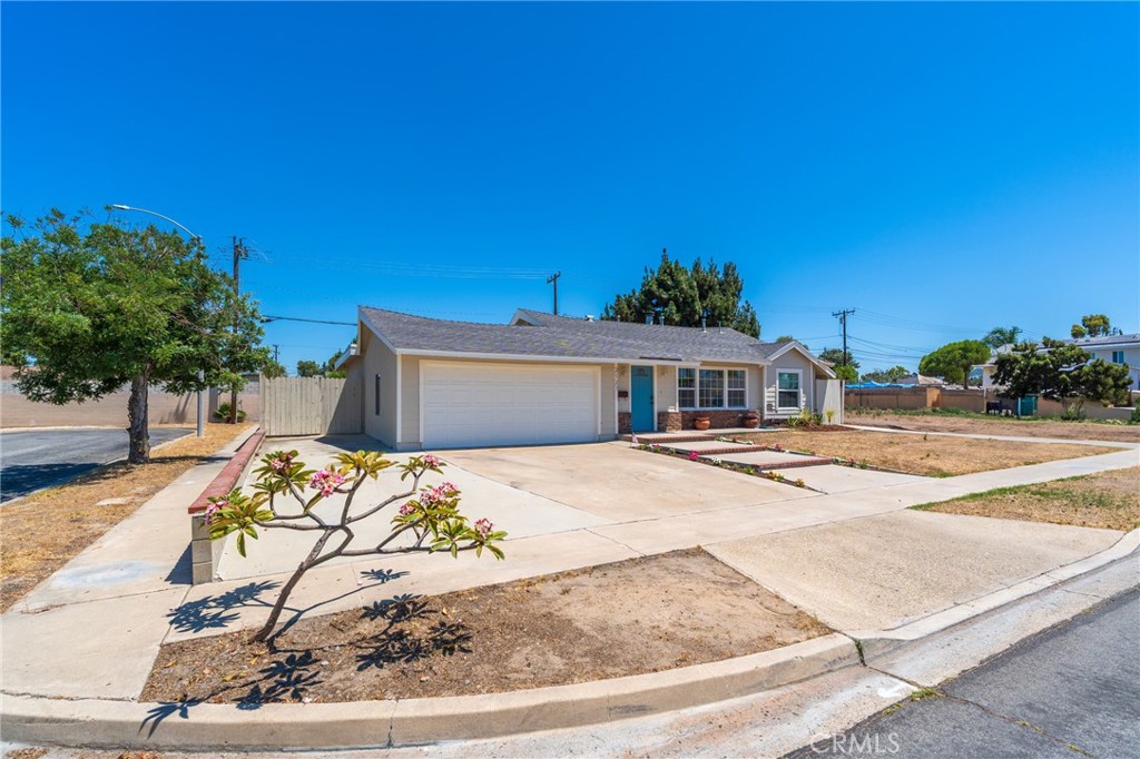 2127 W Sunrise Avenue