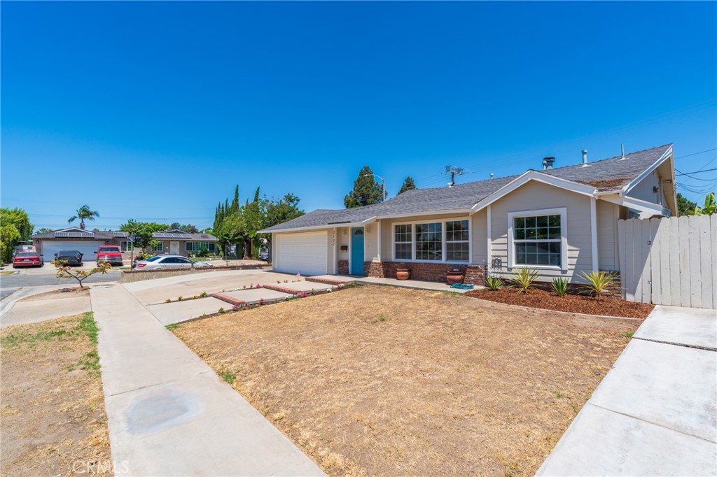 2127 W Sunrise Avenue