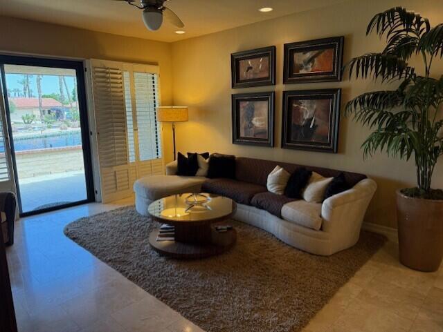 28 La Cerra Drive